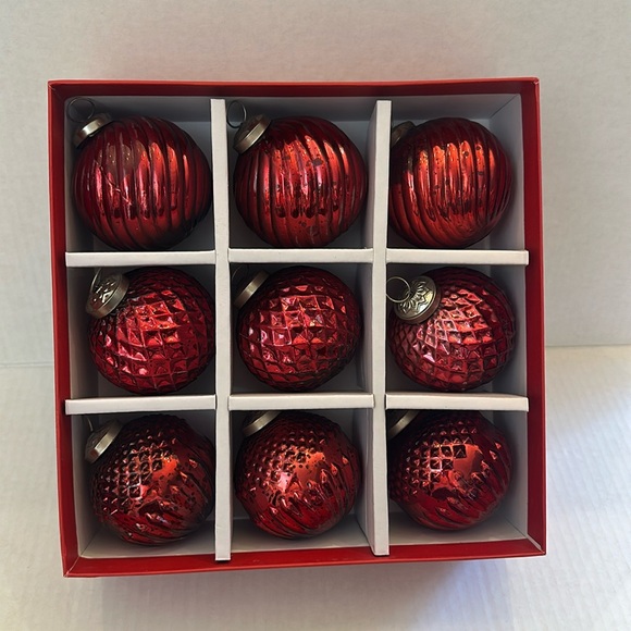 Martha Stewart Christmas Ornaments Set of 9 Red Ornaments - Picture 1 of 4